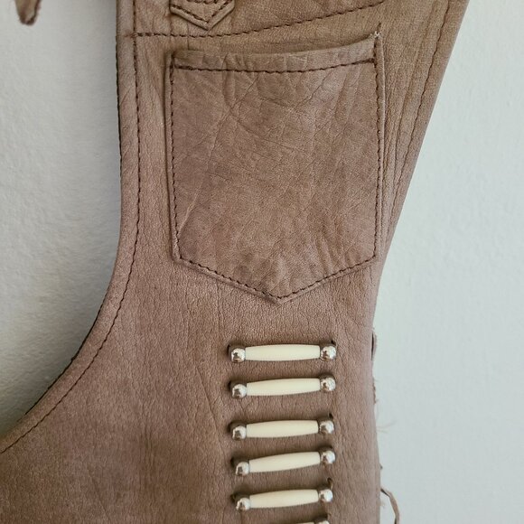 Womens L Vintage Hot Leathers Tan Leather Assless Motorcycle Chaps Beads Fringe - Picture 3 of 5